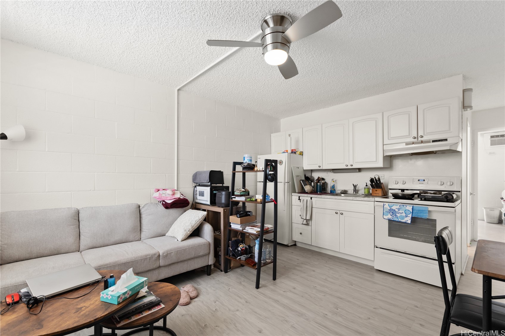 2122 Lime Street 703
