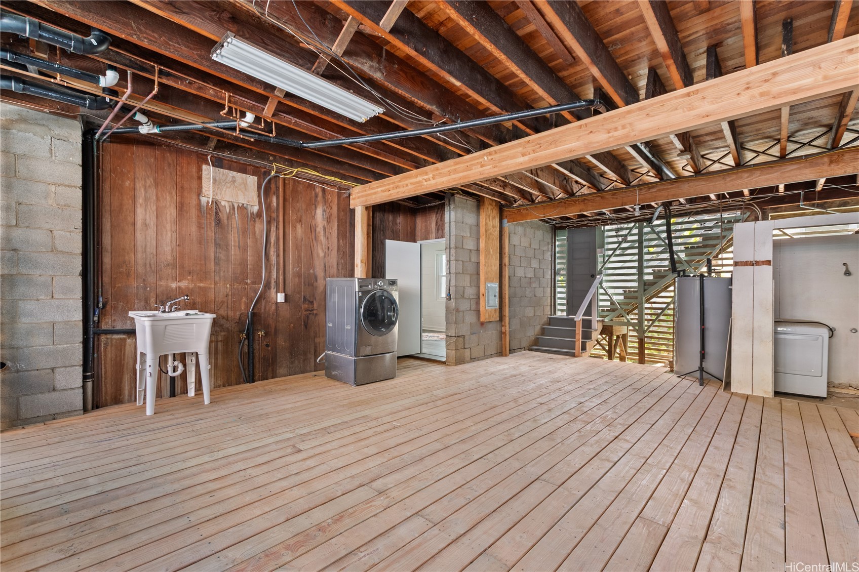 2285 Makanani Drive