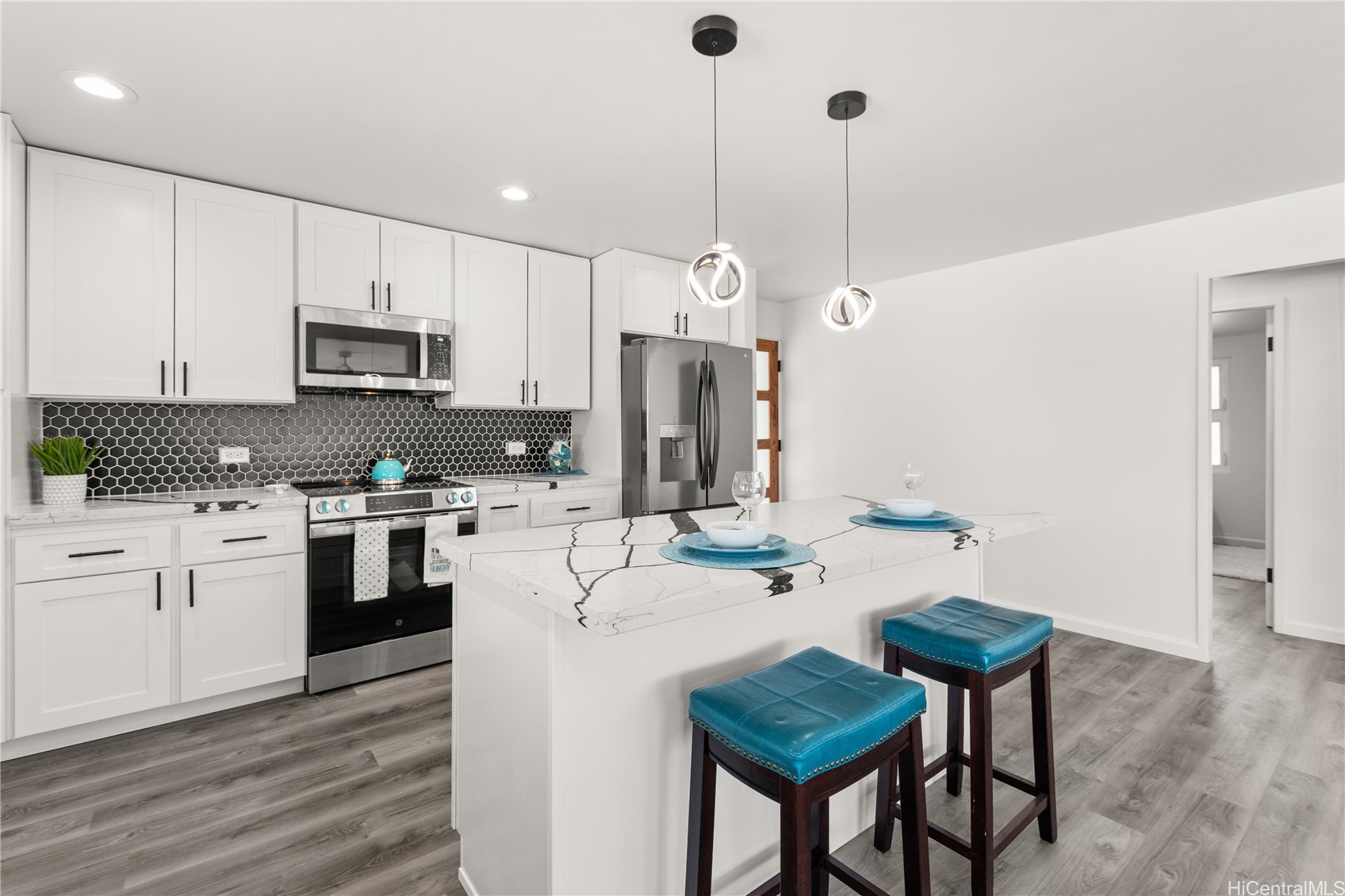 2285 Makanani Drive
