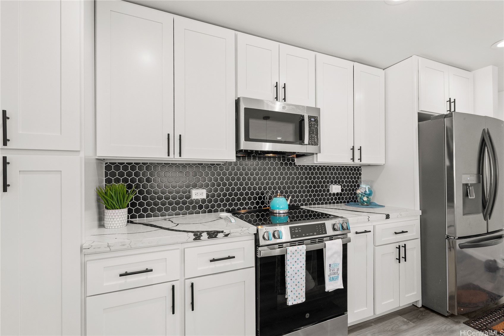 2285 Makanani Drive