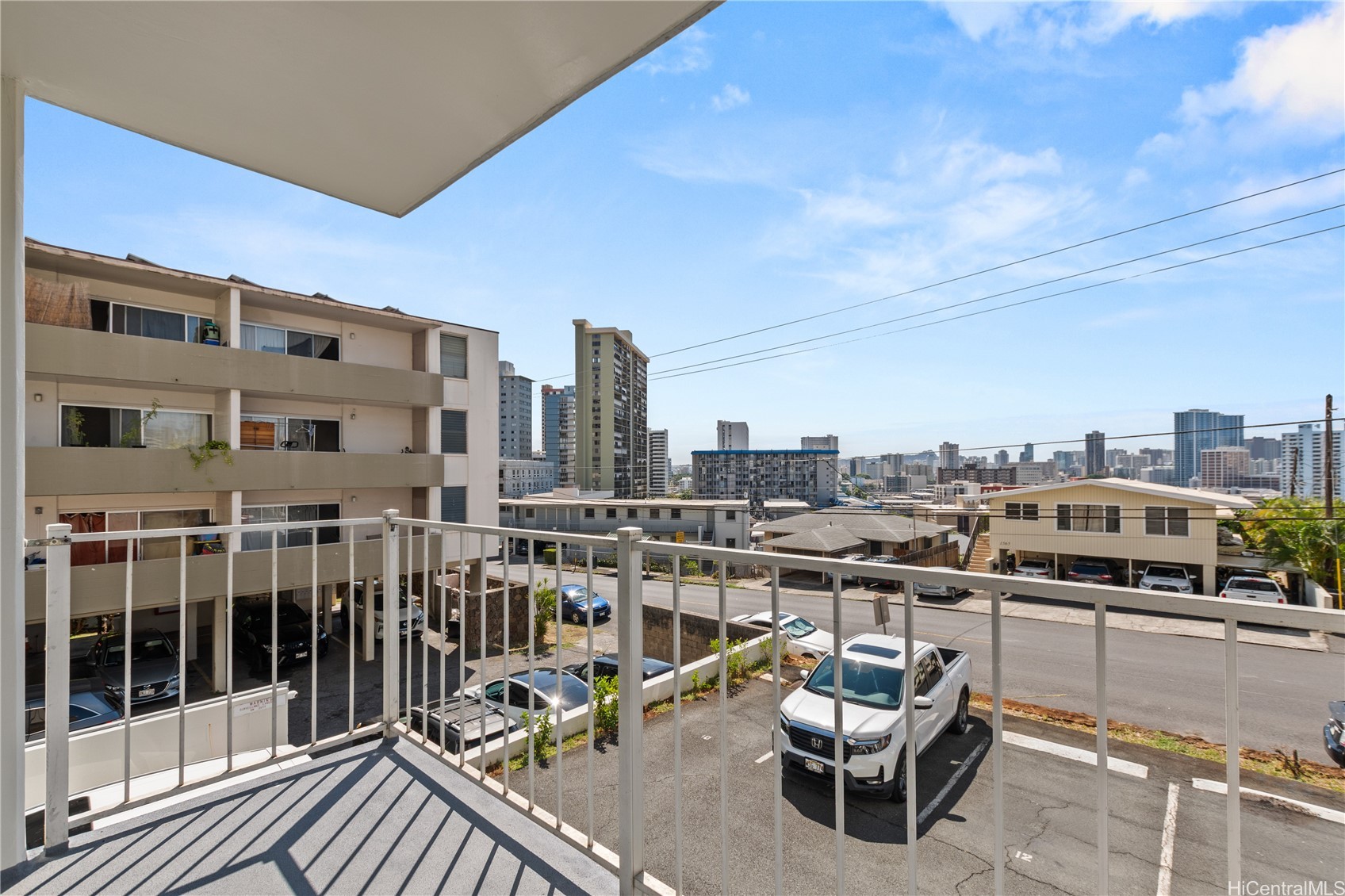 1069 Spencer Street 101