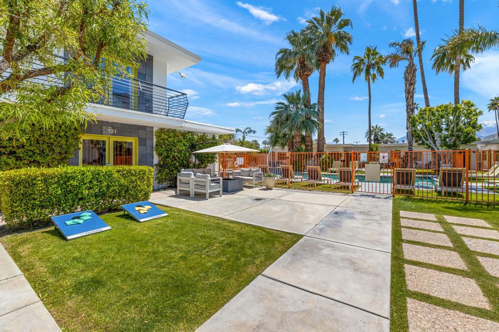 950 Indian Canyon Drive