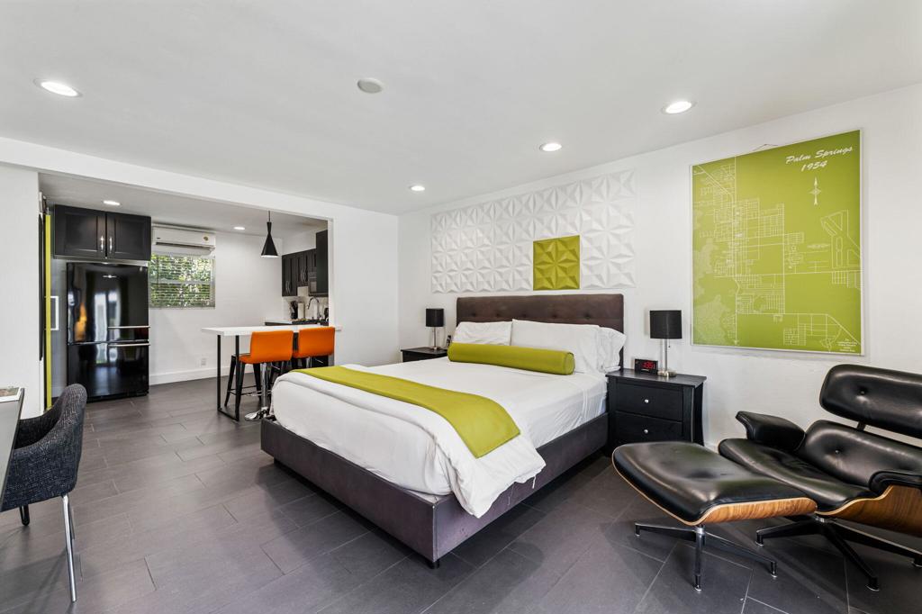 950 Indian Canyon Drive