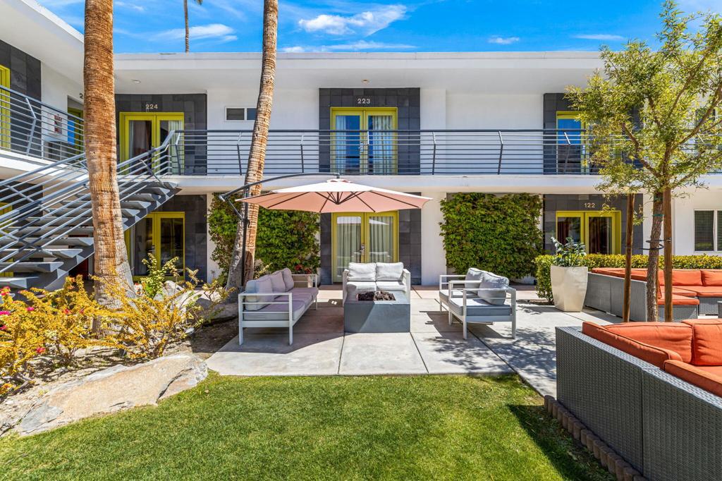 950 Indian Canyon Drive