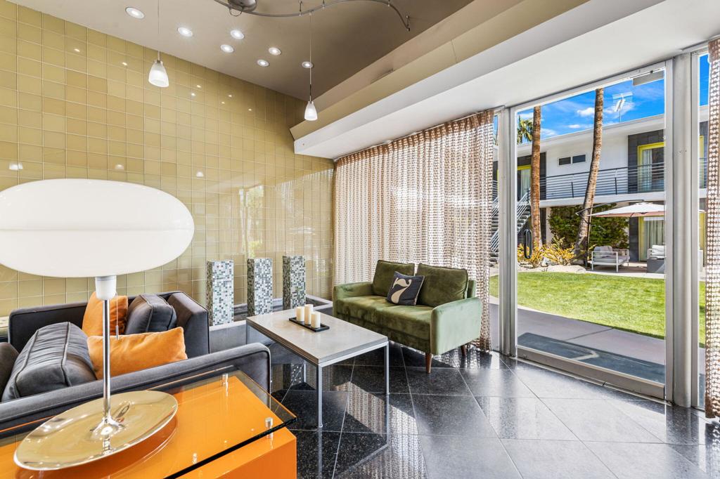 950 Indian Canyon Drive