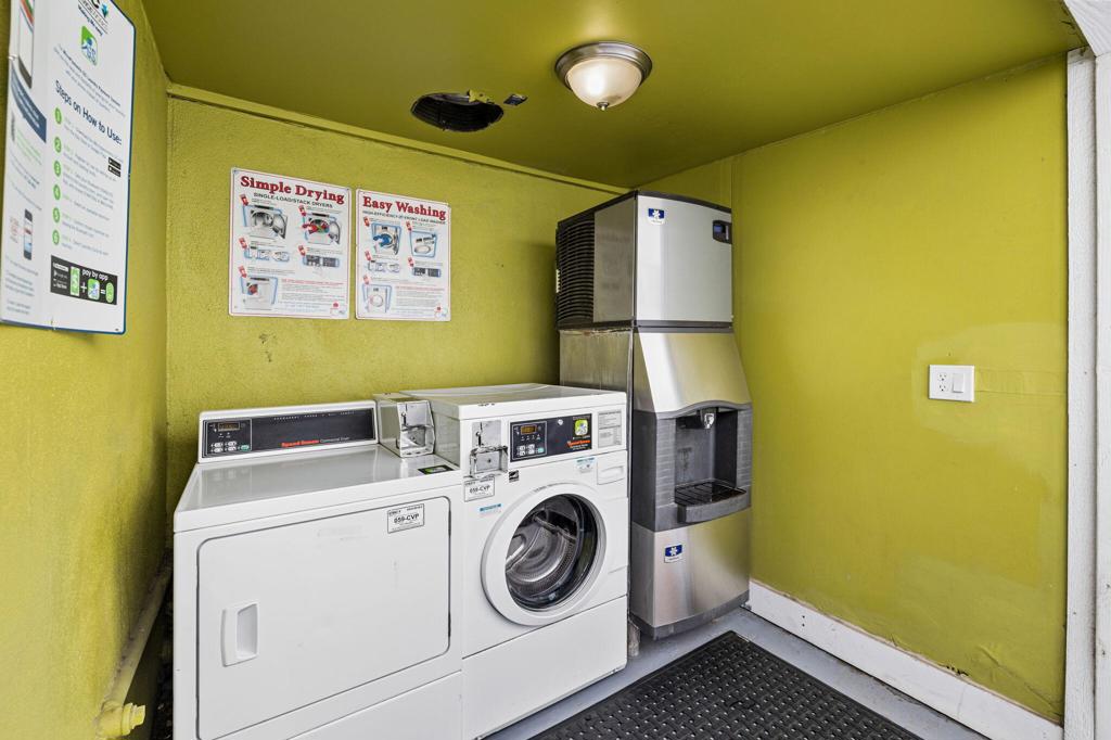 950 Indian Canyon Drive