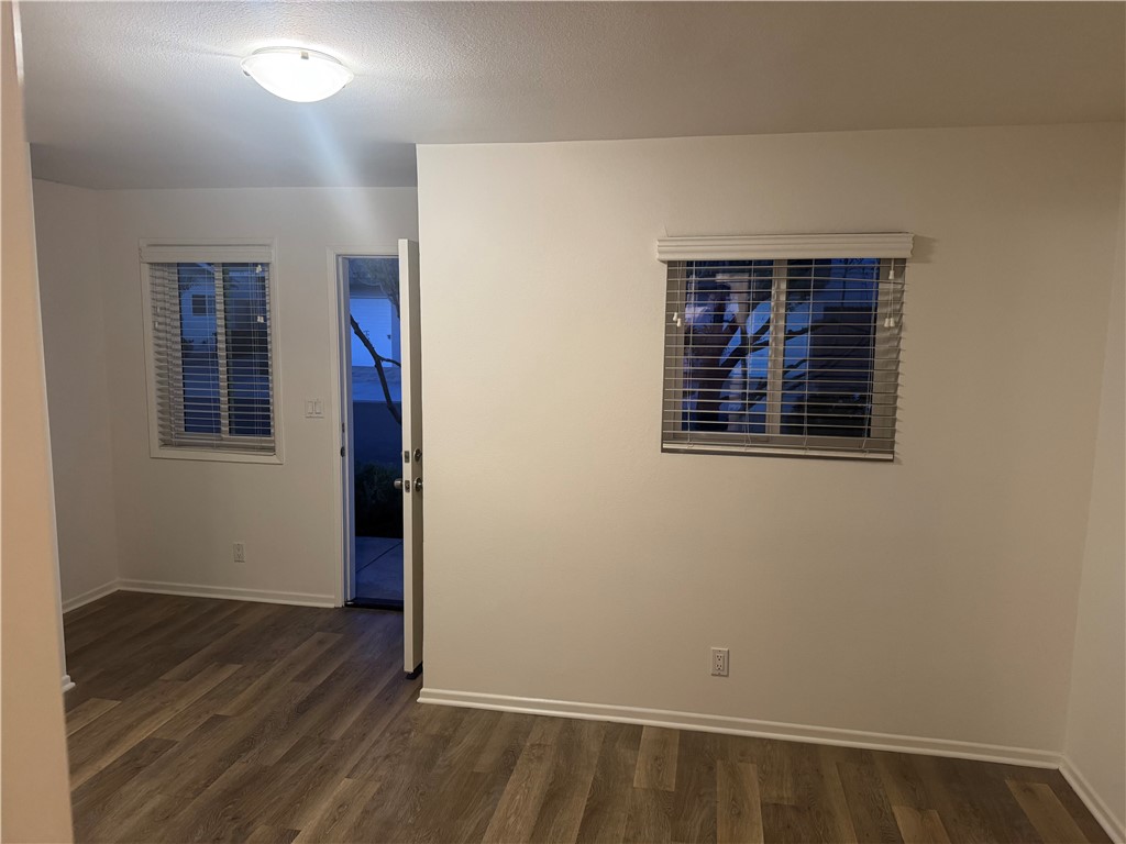 621 Larkspur Avenue 1/2