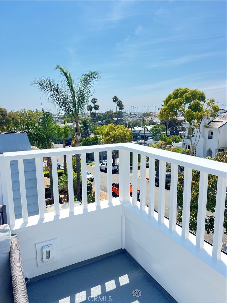 512 Jasmine Avenue