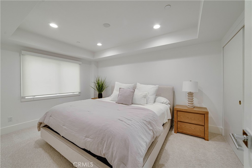 608 Heliotrope