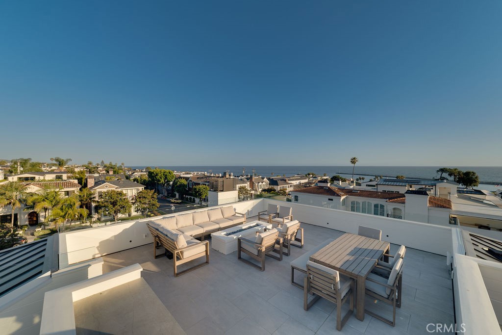 2820 Bayview