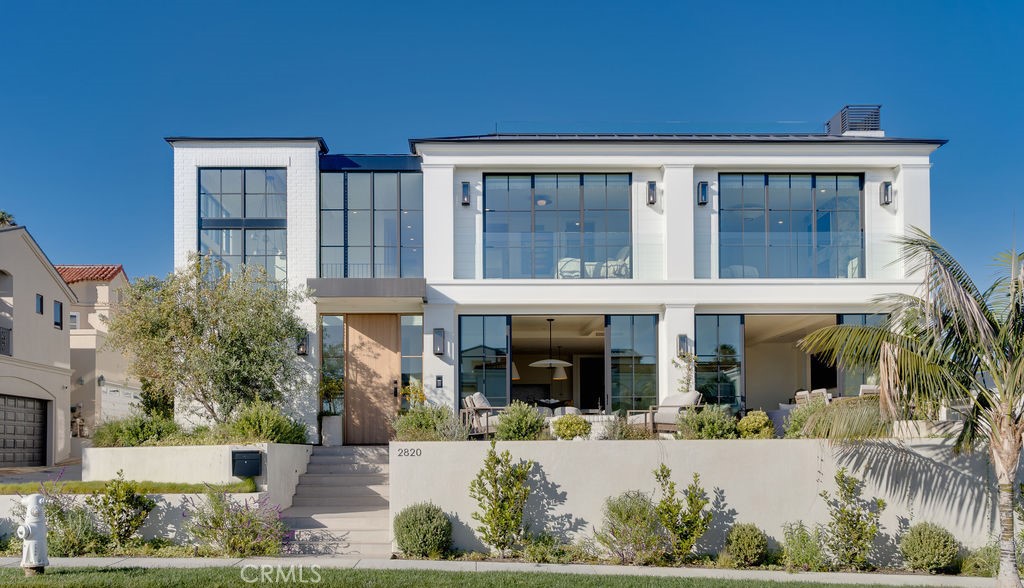 2820 Bayview