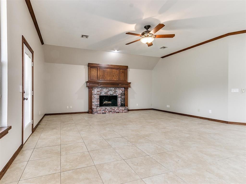 4553 Hollycrest Lane