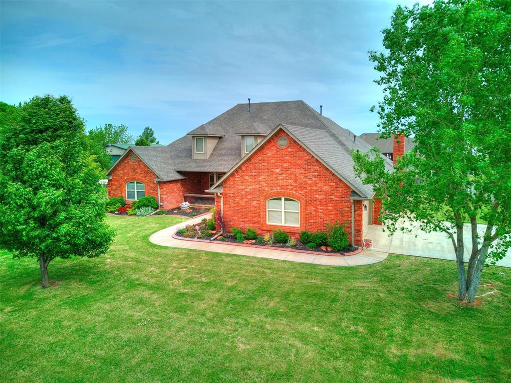 4553 Hollycrest Lane