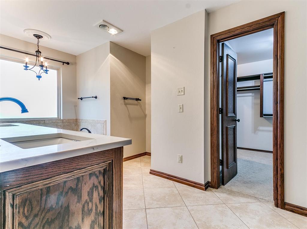 4553 Hollycrest Lane