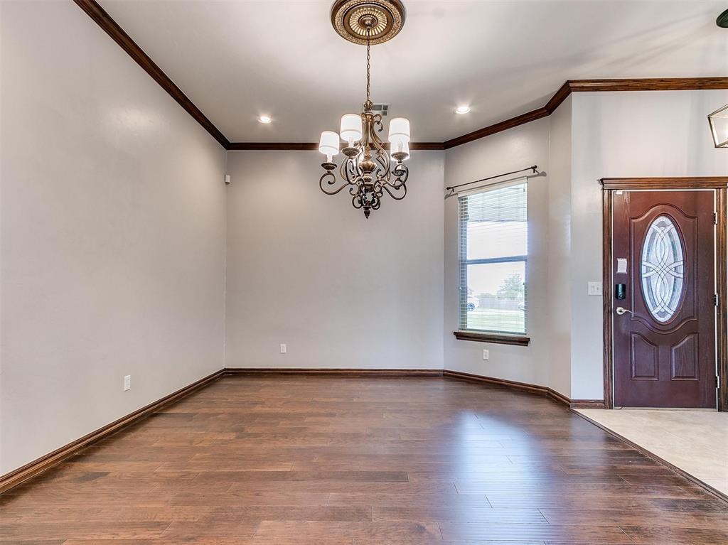 4553 Hollycrest Lane