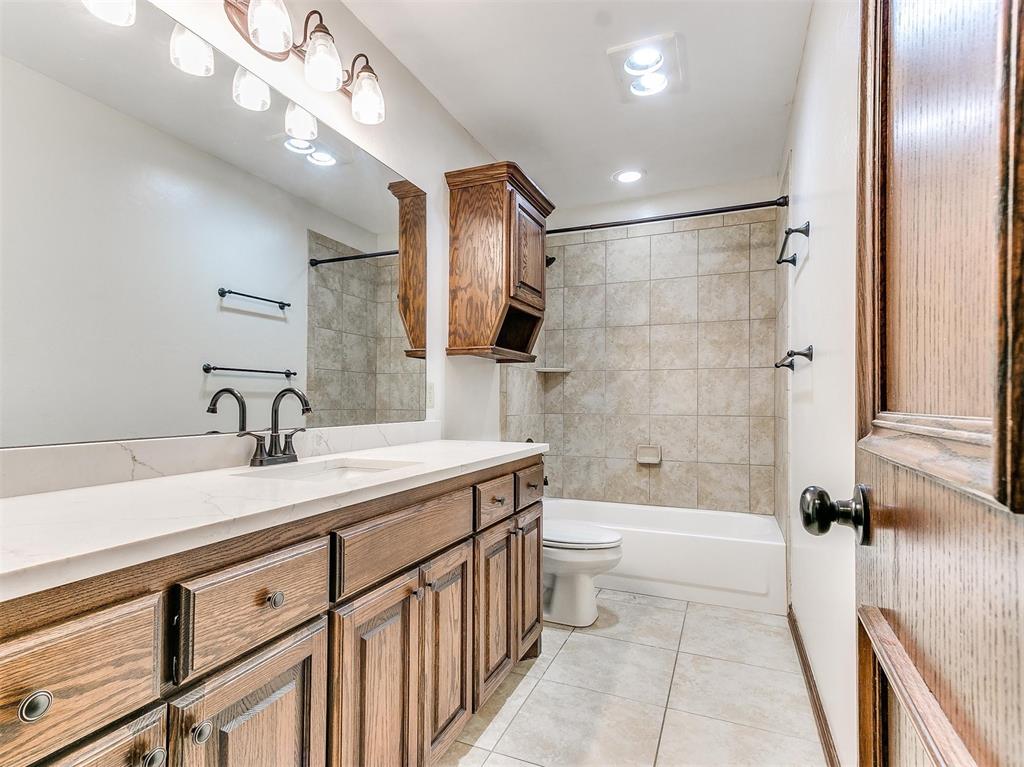 4553 Hollycrest Lane