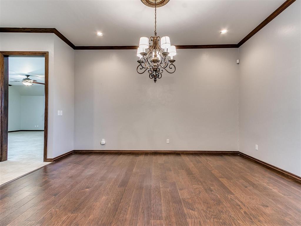 4553 Hollycrest Lane