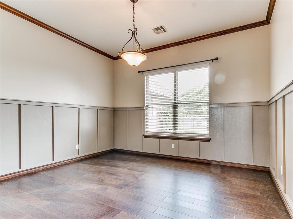 4553 Hollycrest Lane