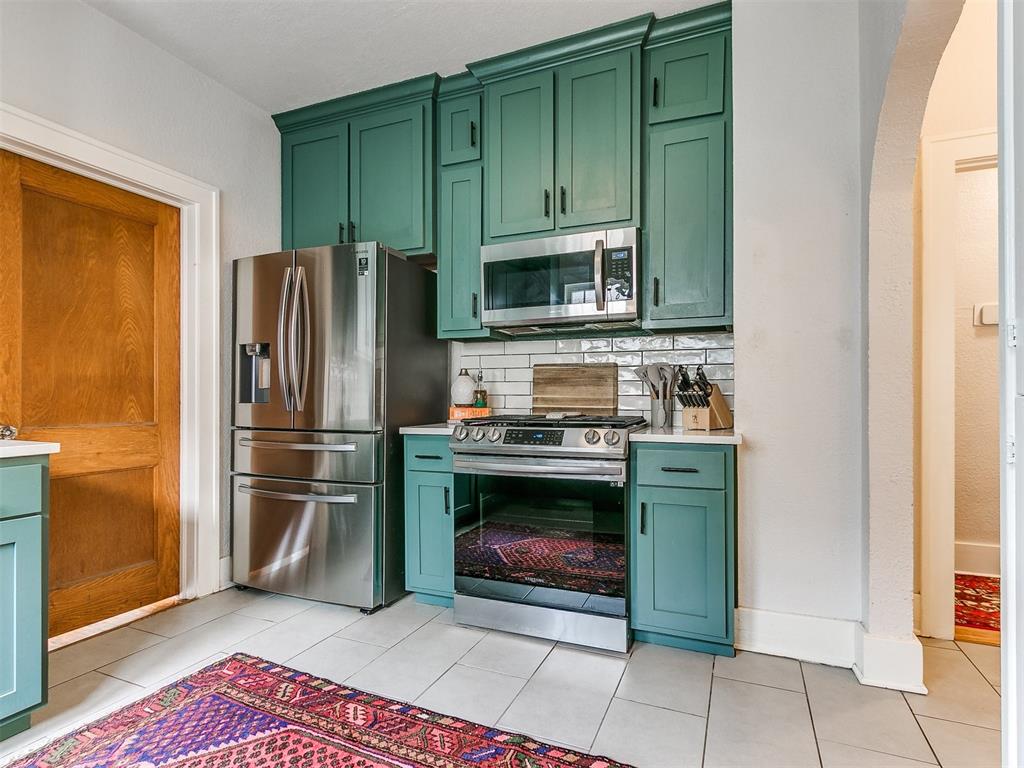 2554 NW 19th Street