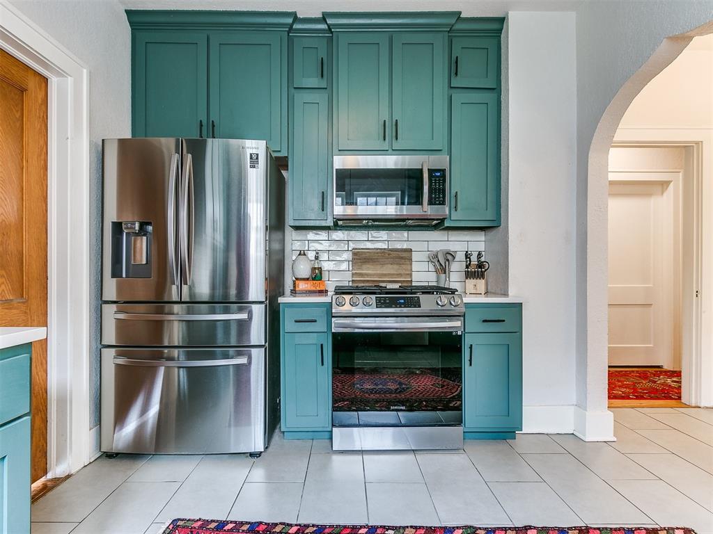 2554 NW 19th Street