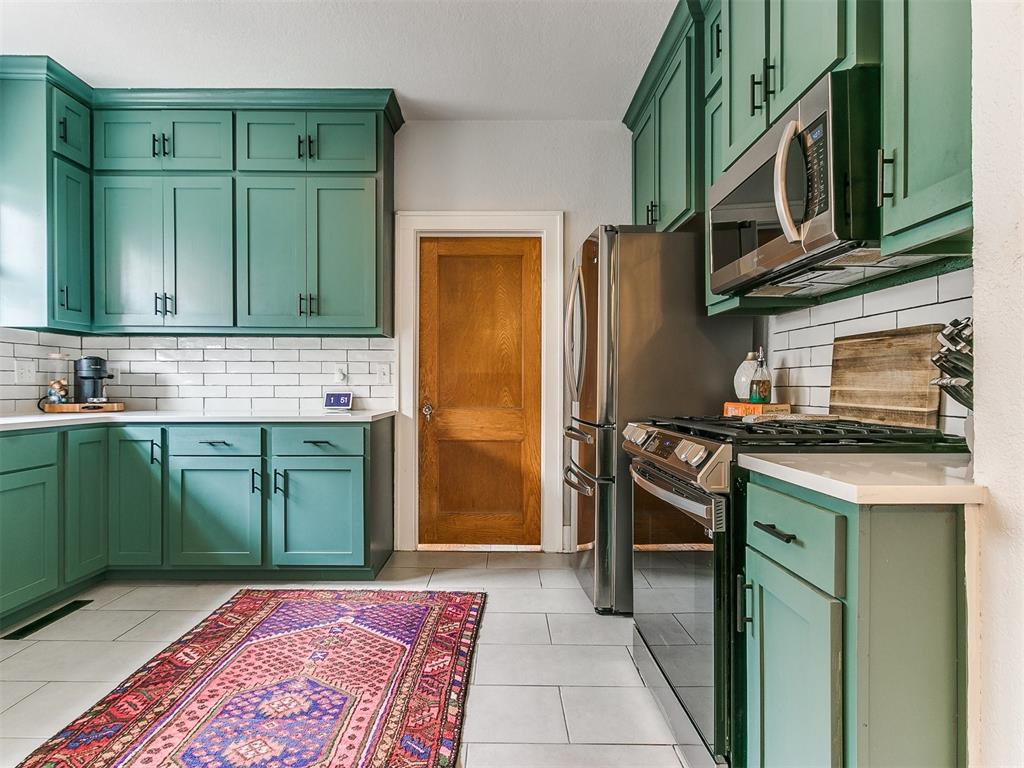 2554 NW 19th Street