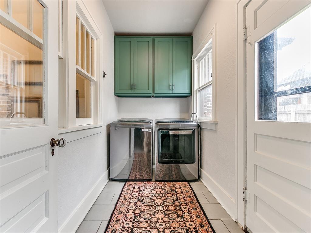 2554 NW 19th Street