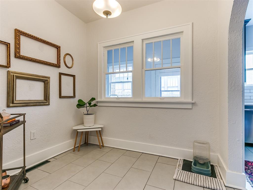 2554 NW 19th Street