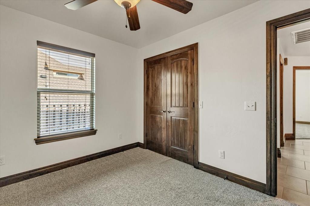 5817 Hardwick Lane