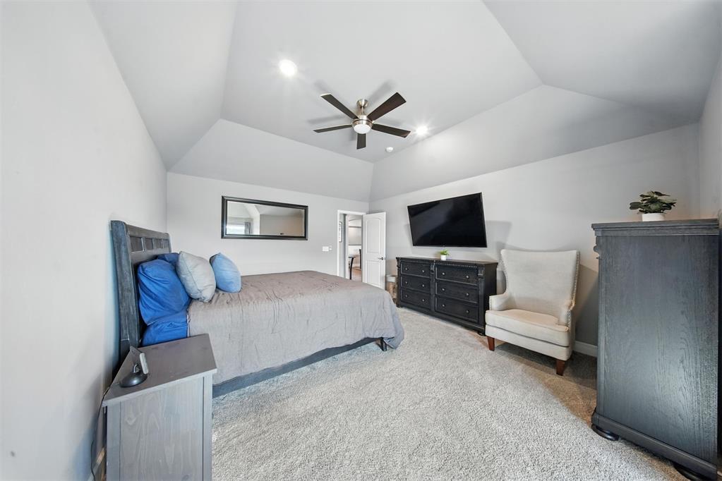 3017 Birchwood Circle