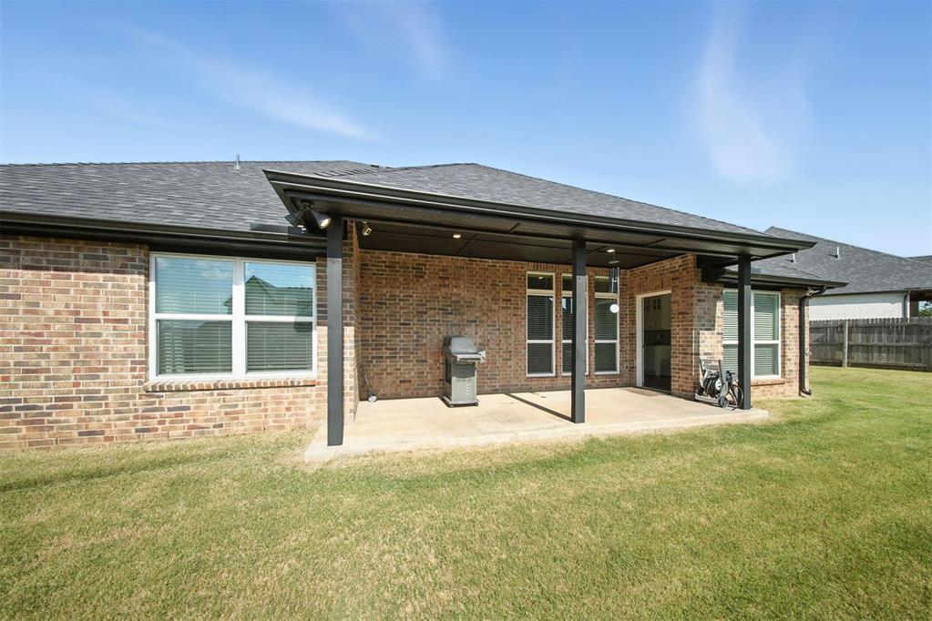 3017 Birchwood Circle