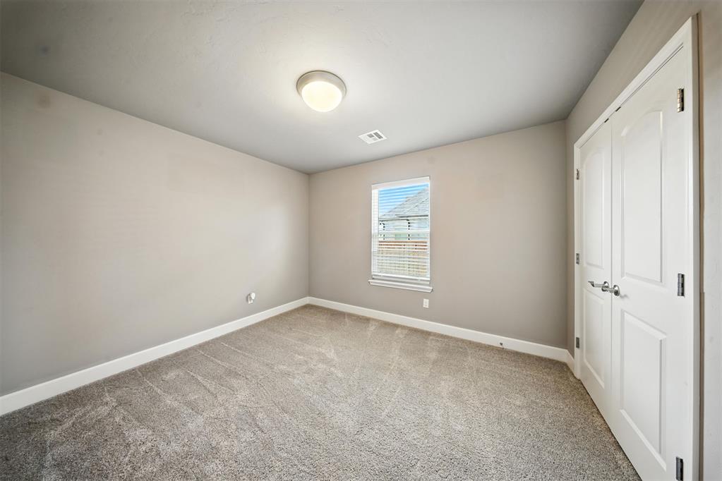 3017 Birchwood Circle