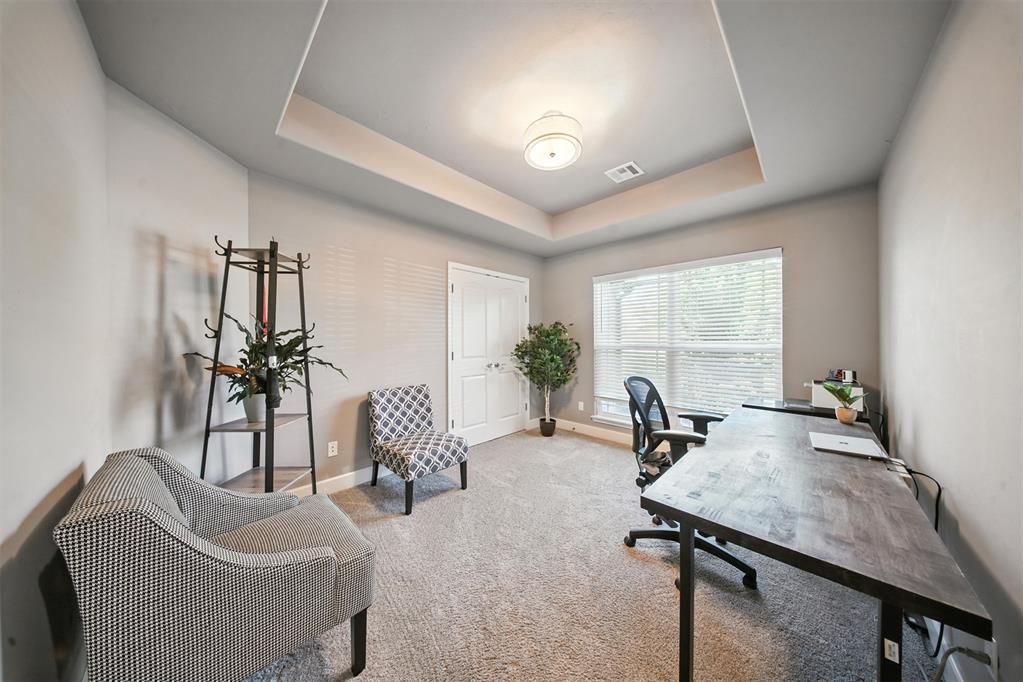 3017 Birchwood Circle