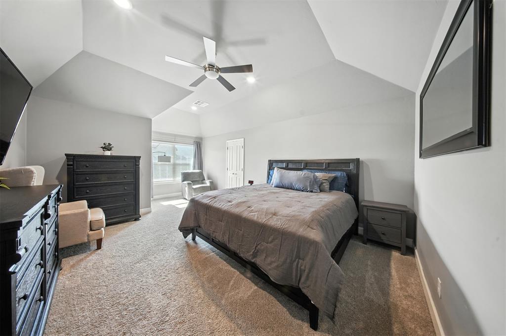 3017 Birchwood Circle