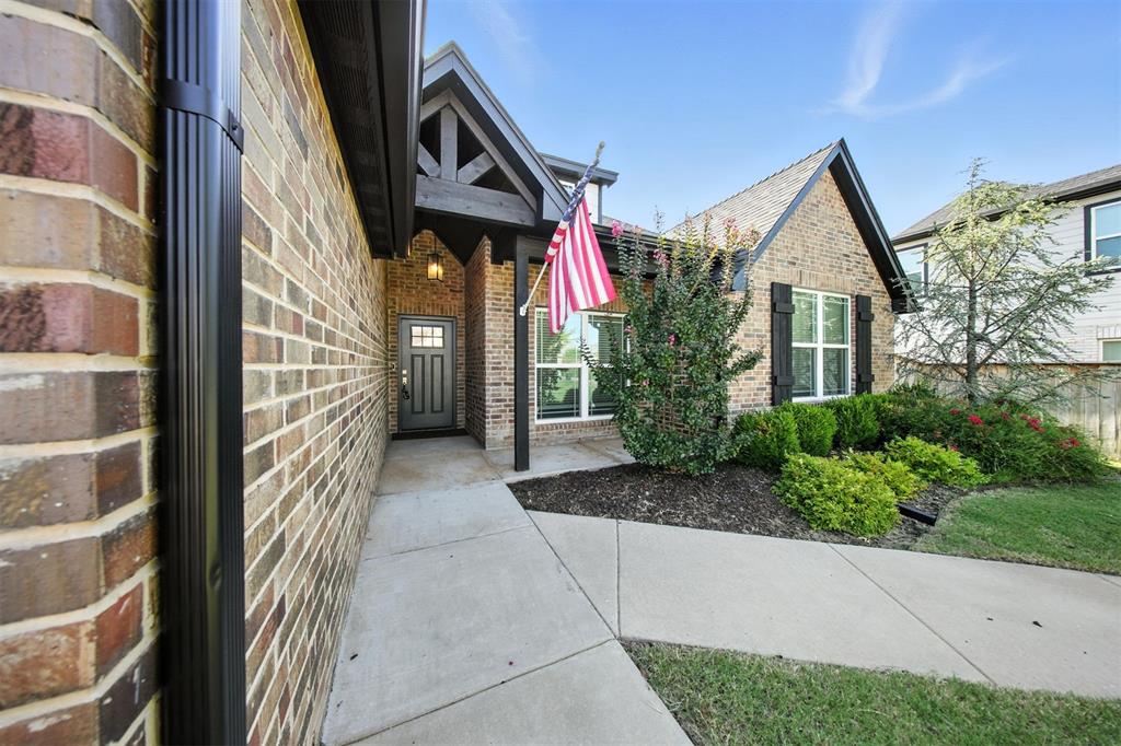 3017 Birchwood Circle