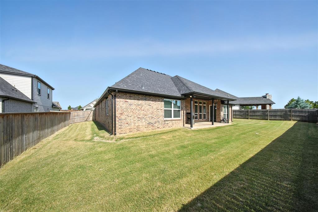 3017 Birchwood Circle