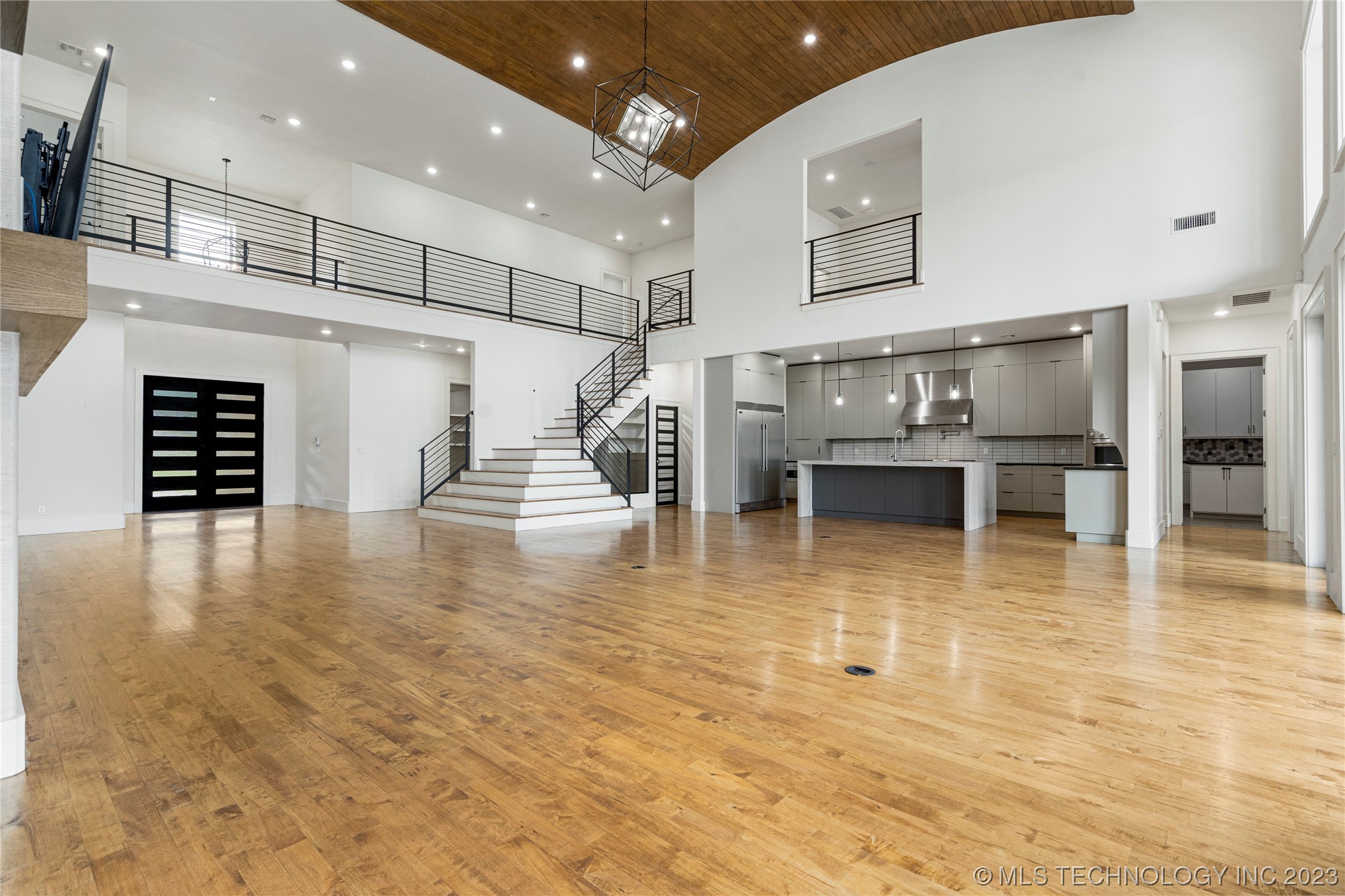 5781 E 138th Street S