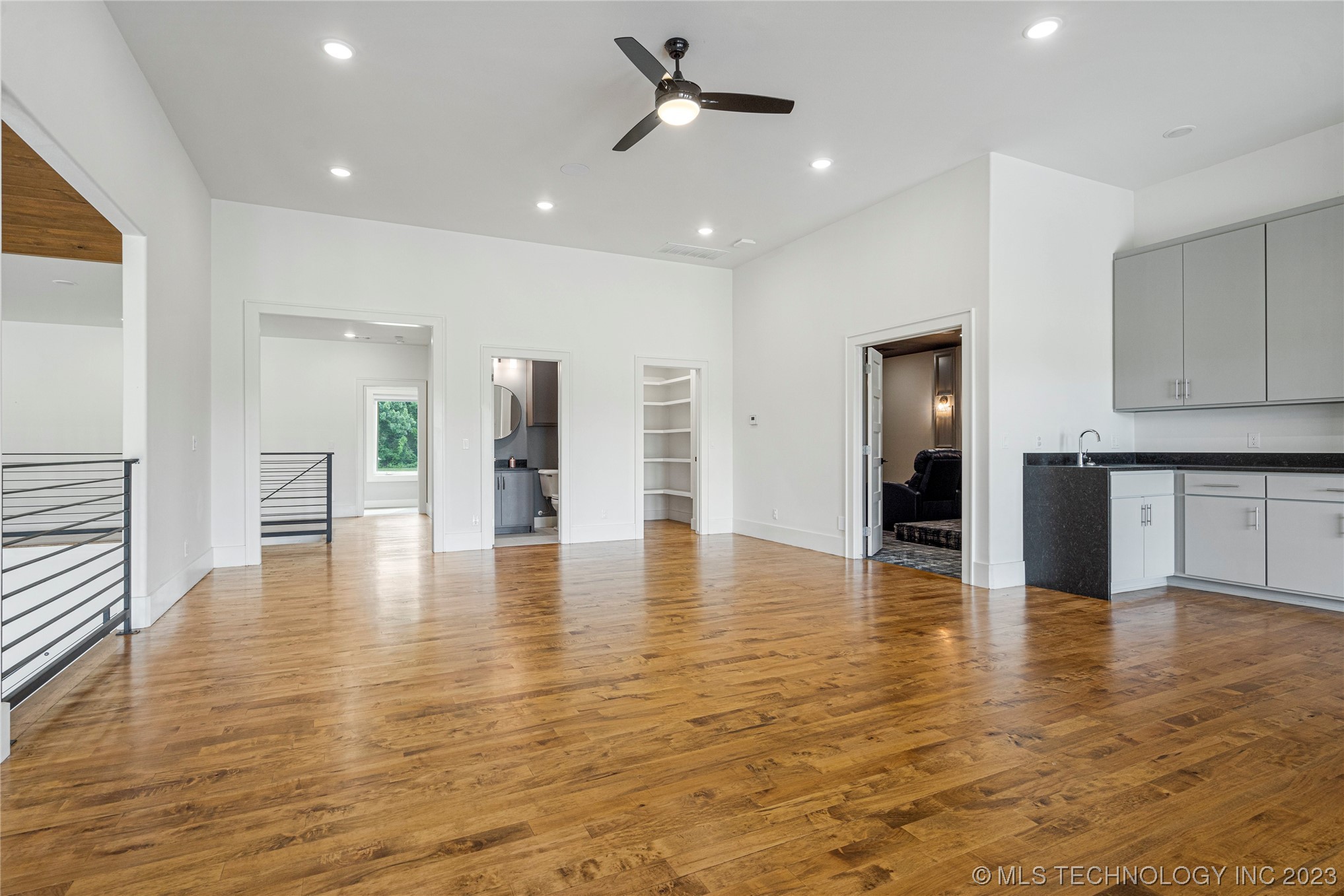 5781 E 138th Street S