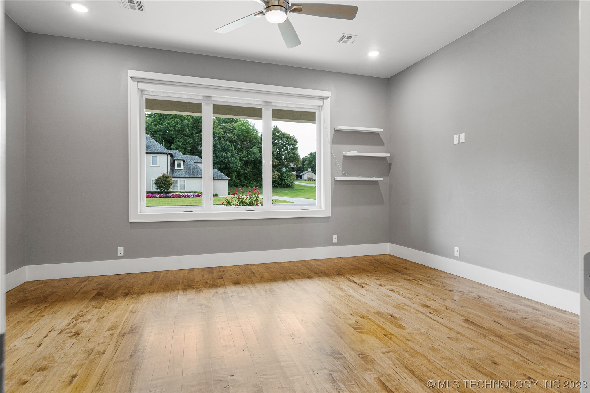 5781 E 138th Street S