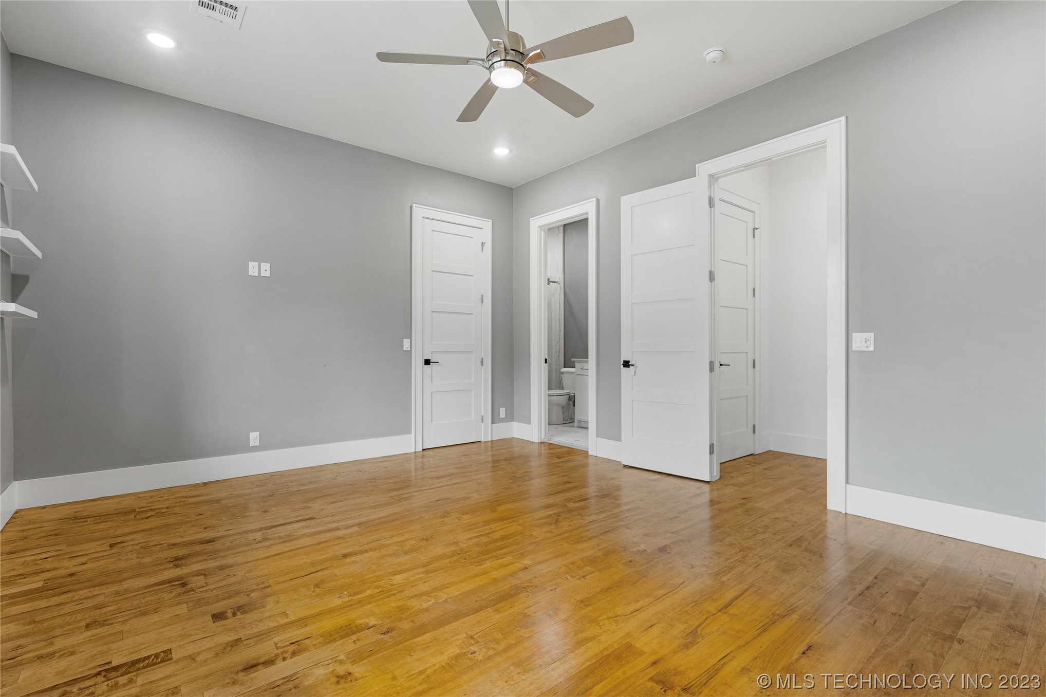 5781 E 138th Street S