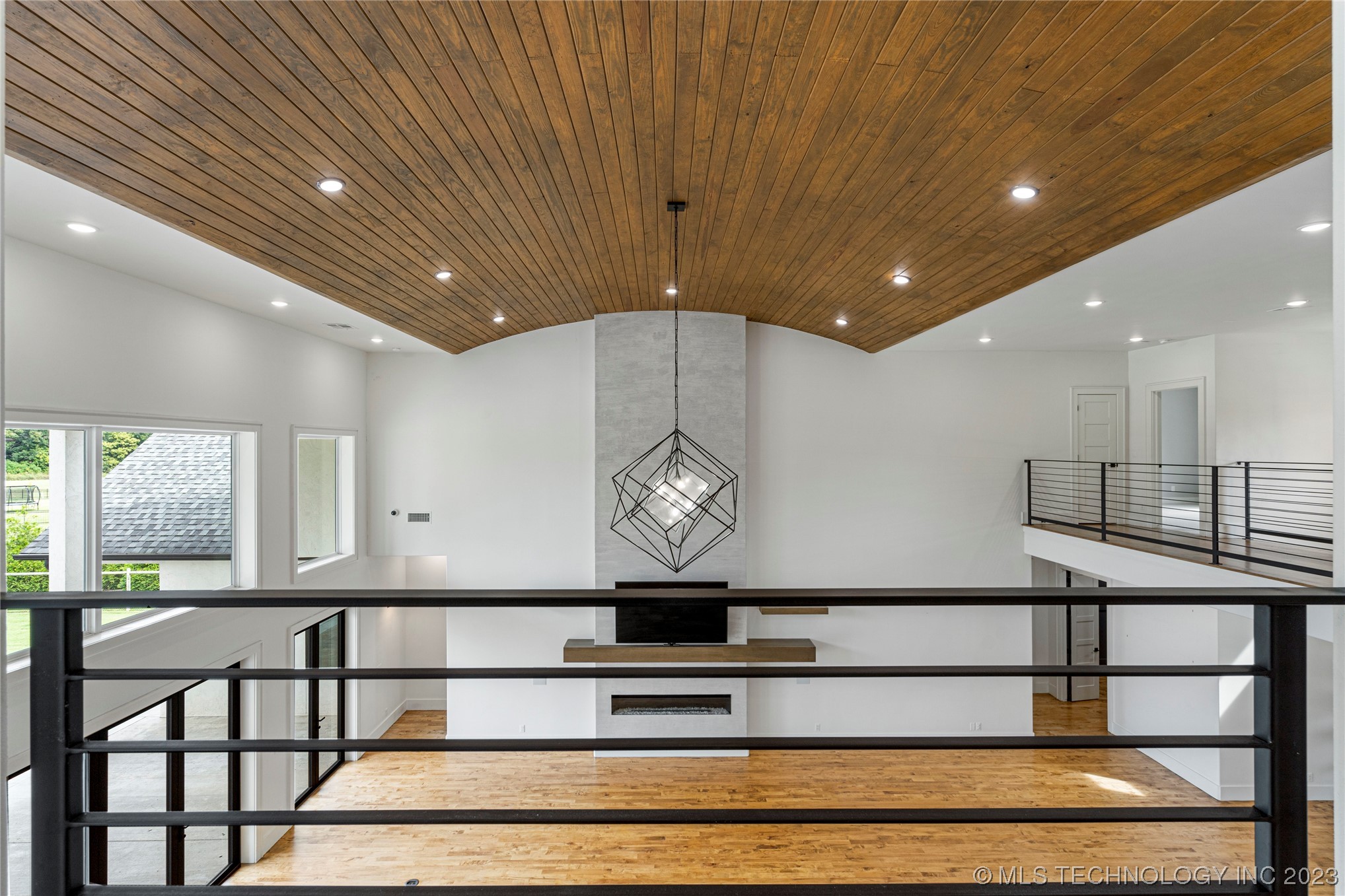 5781 E 138th Street S