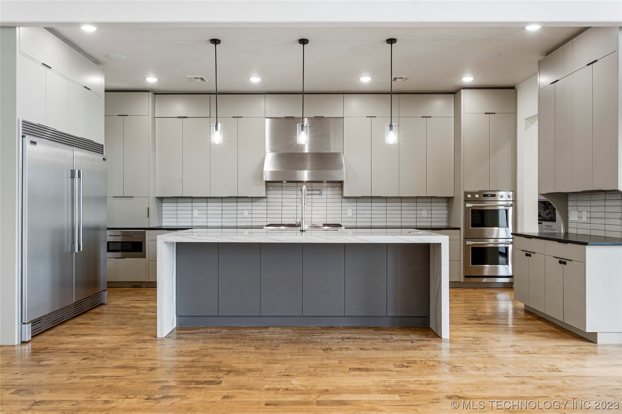 5781 E 138th Street S