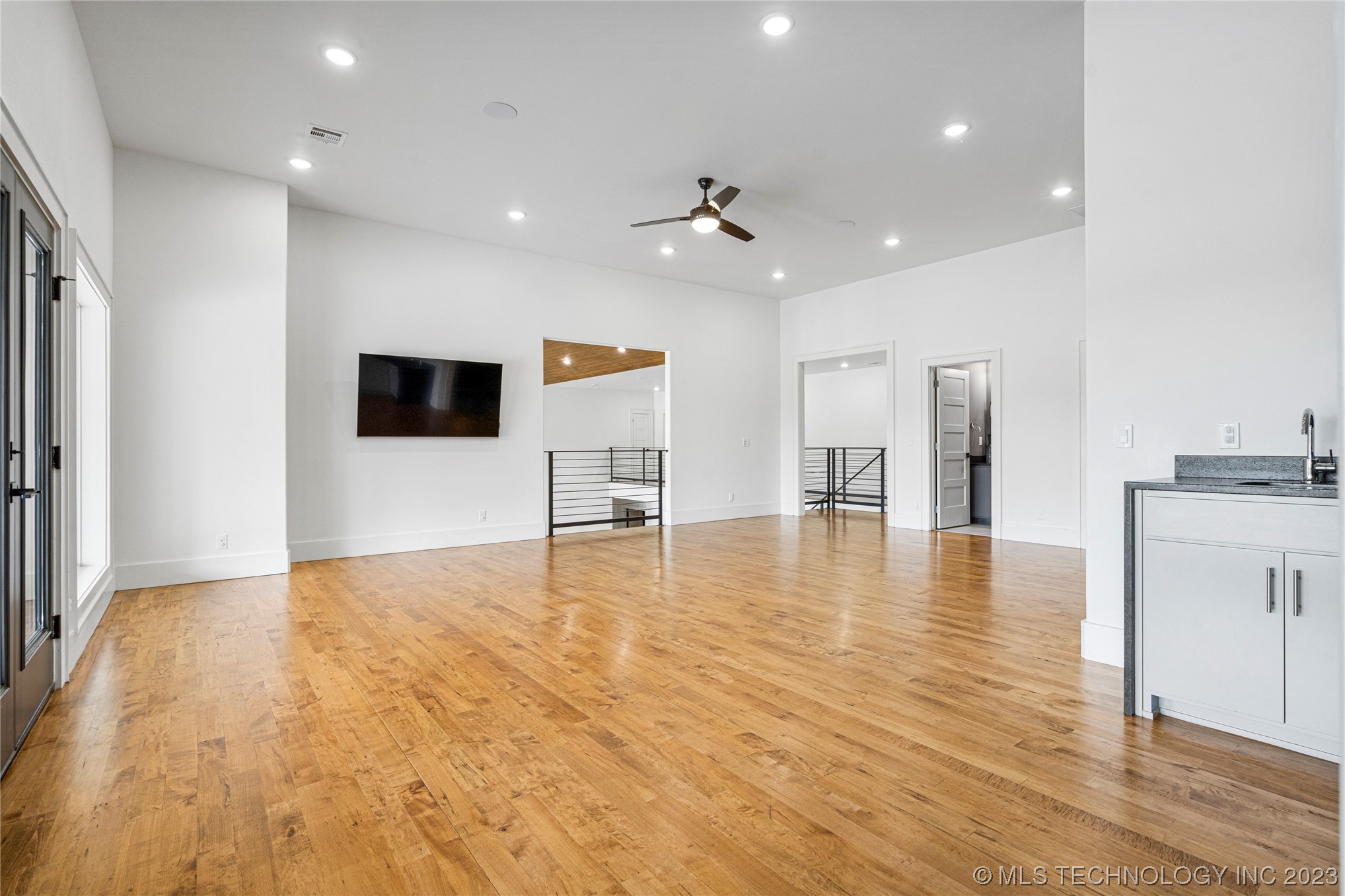 5781 E 138th Street S