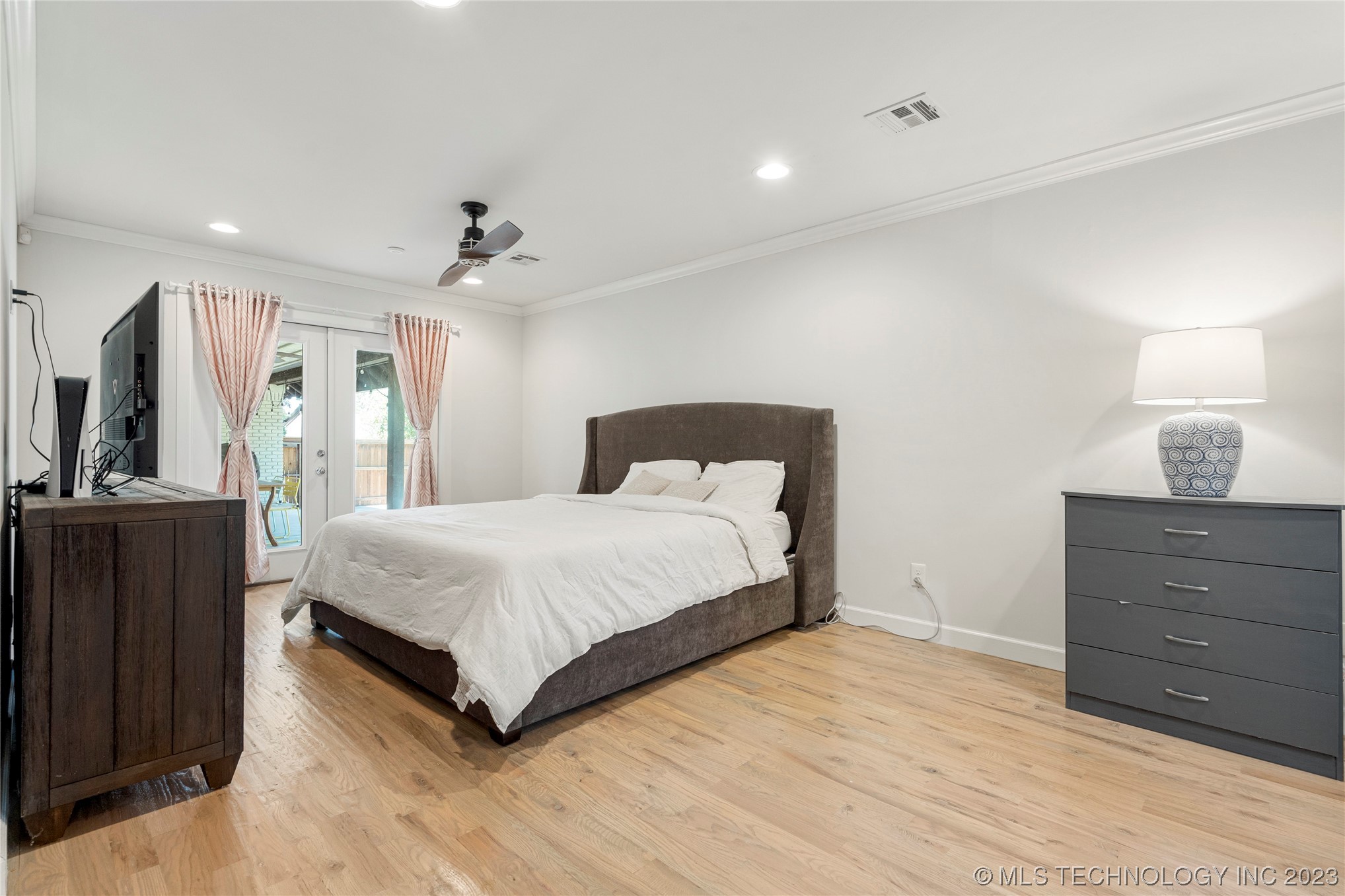 4041 S Birmingham Avenue