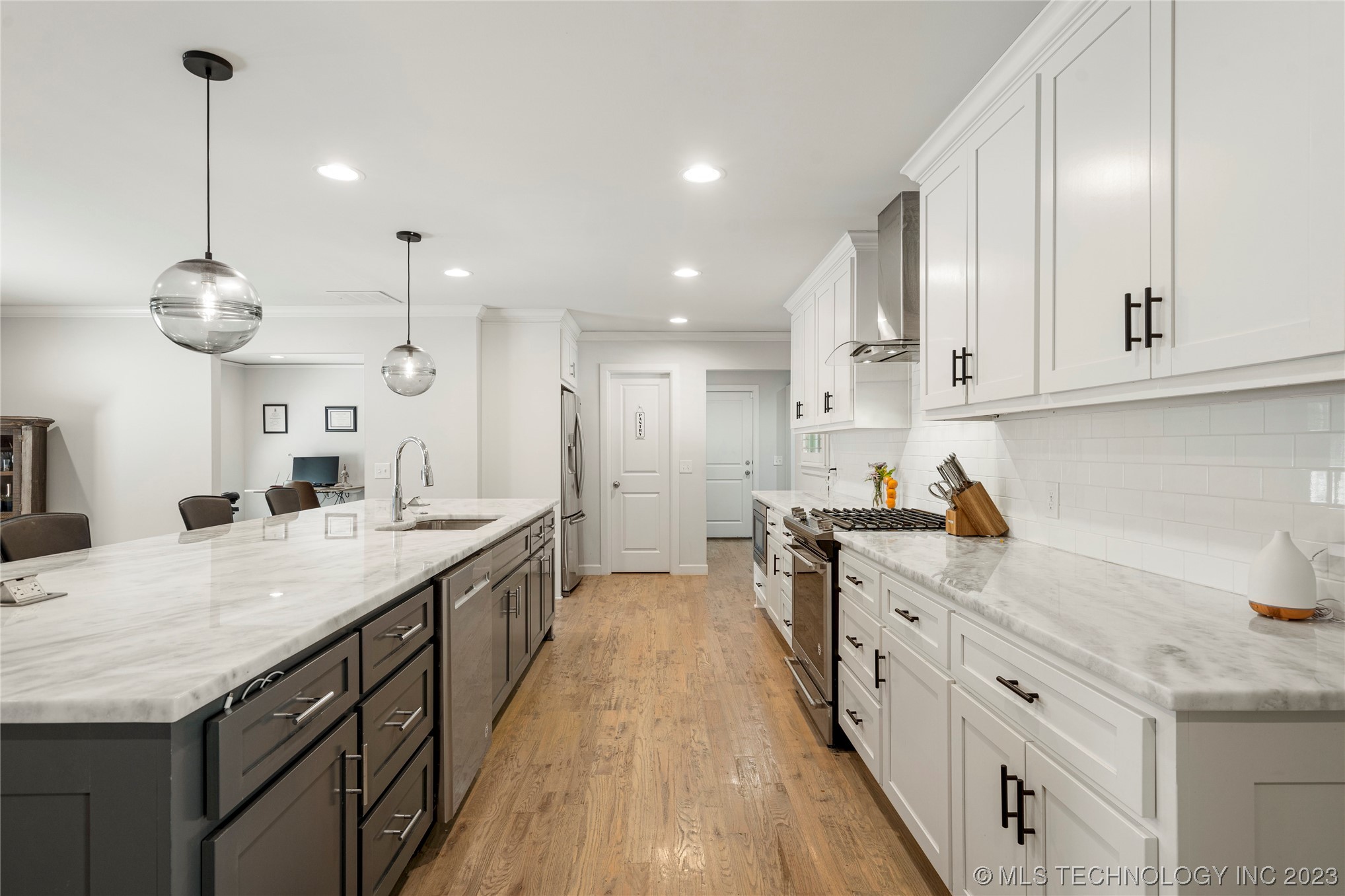 4041 S Birmingham Avenue