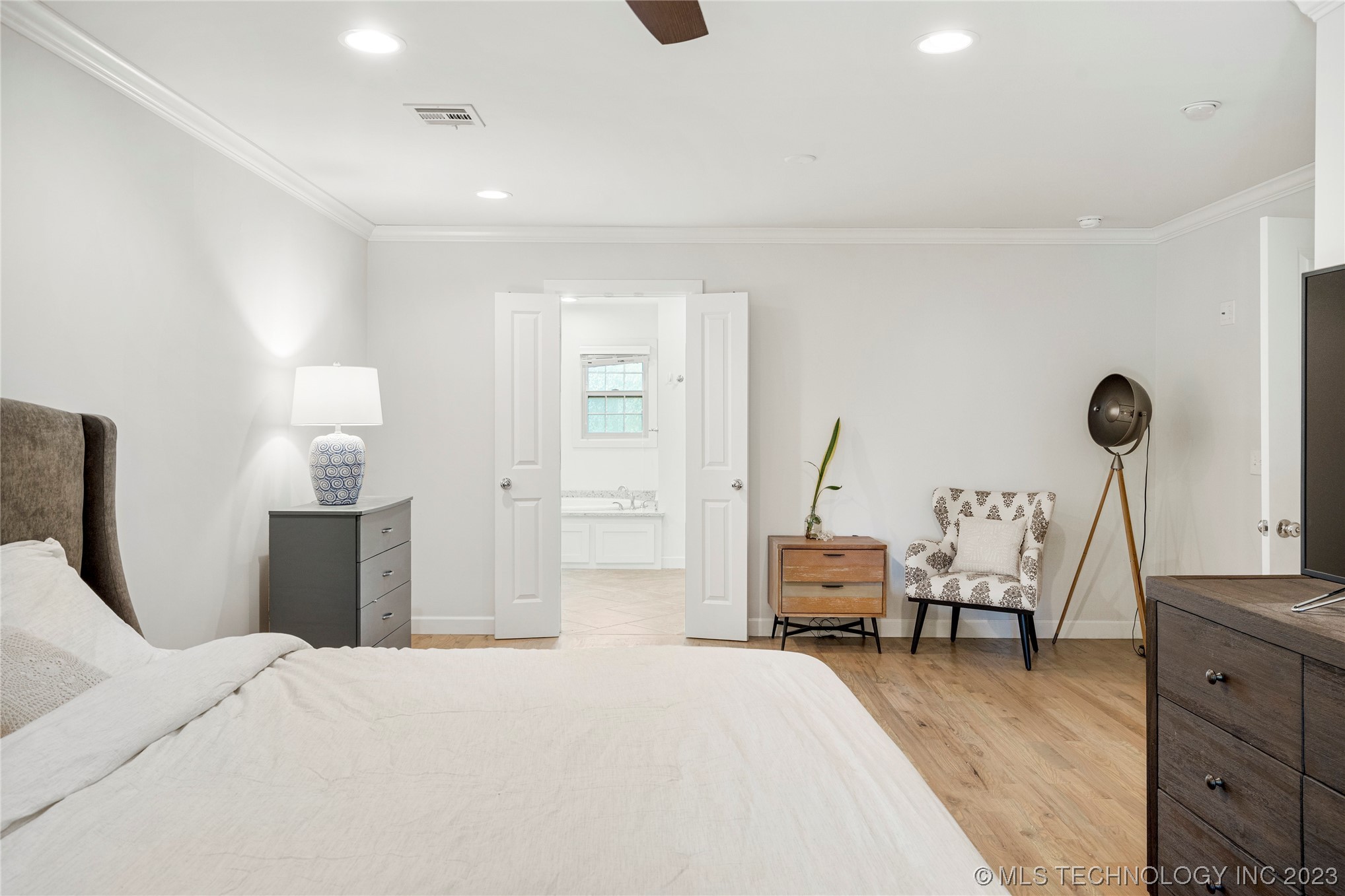 4041 S Birmingham Avenue