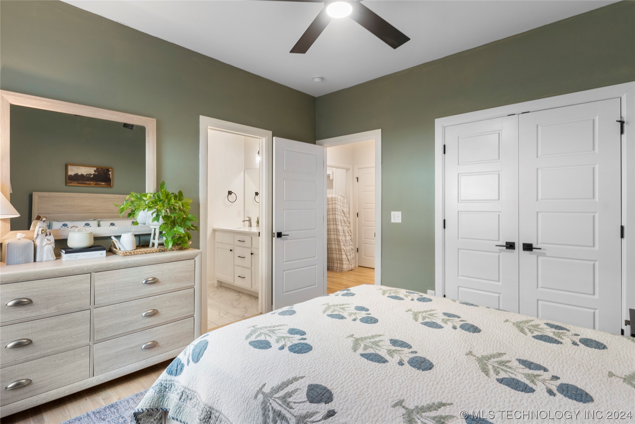 12659 S 73rd East Place