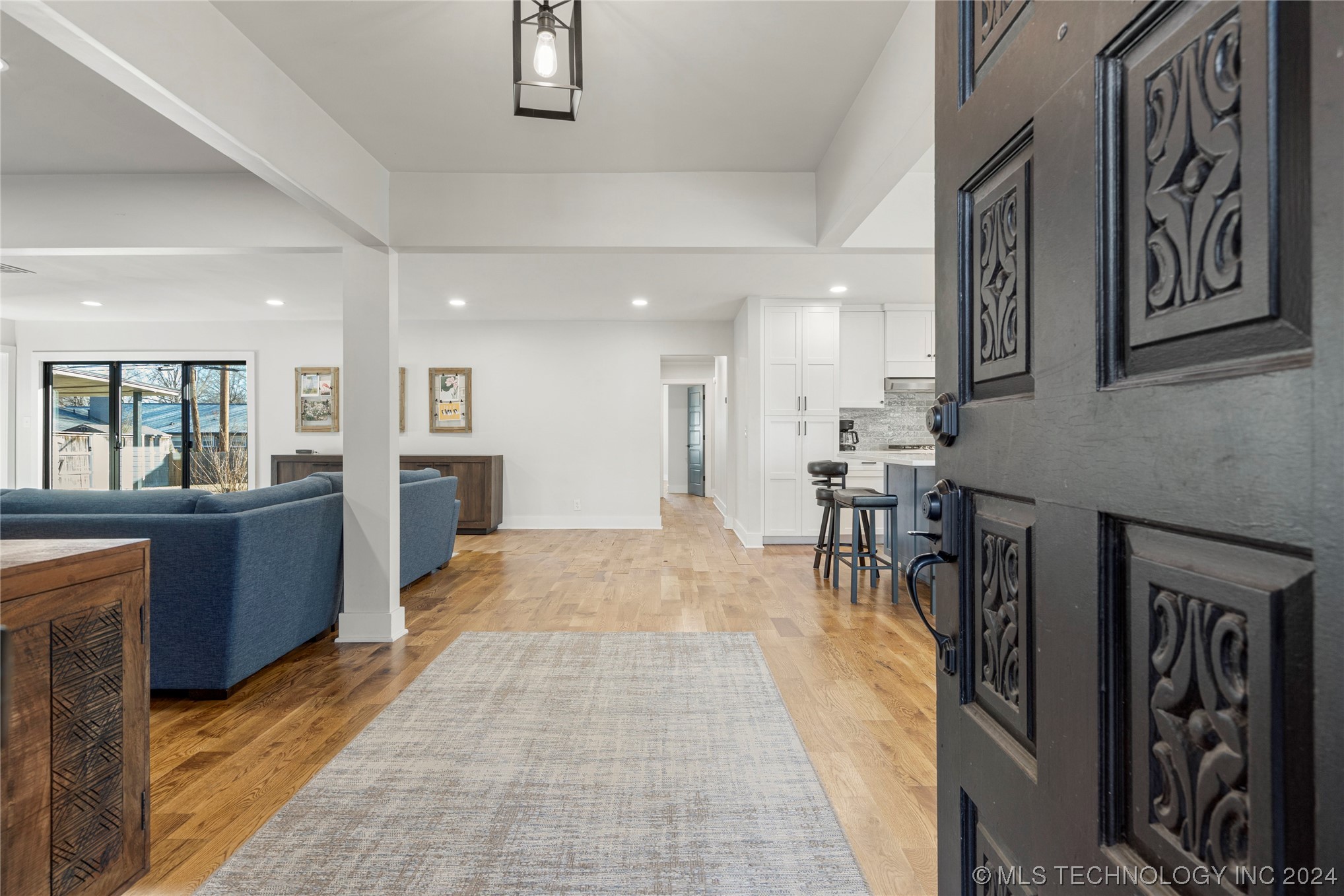 5813 S 69th East Avenue