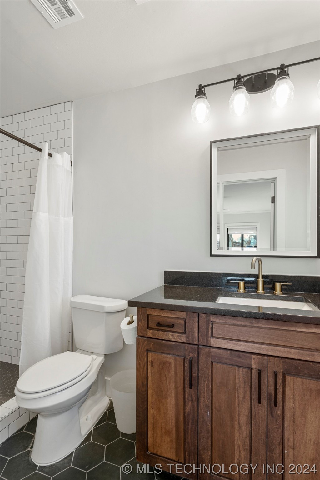 5813 S 69th East Avenue