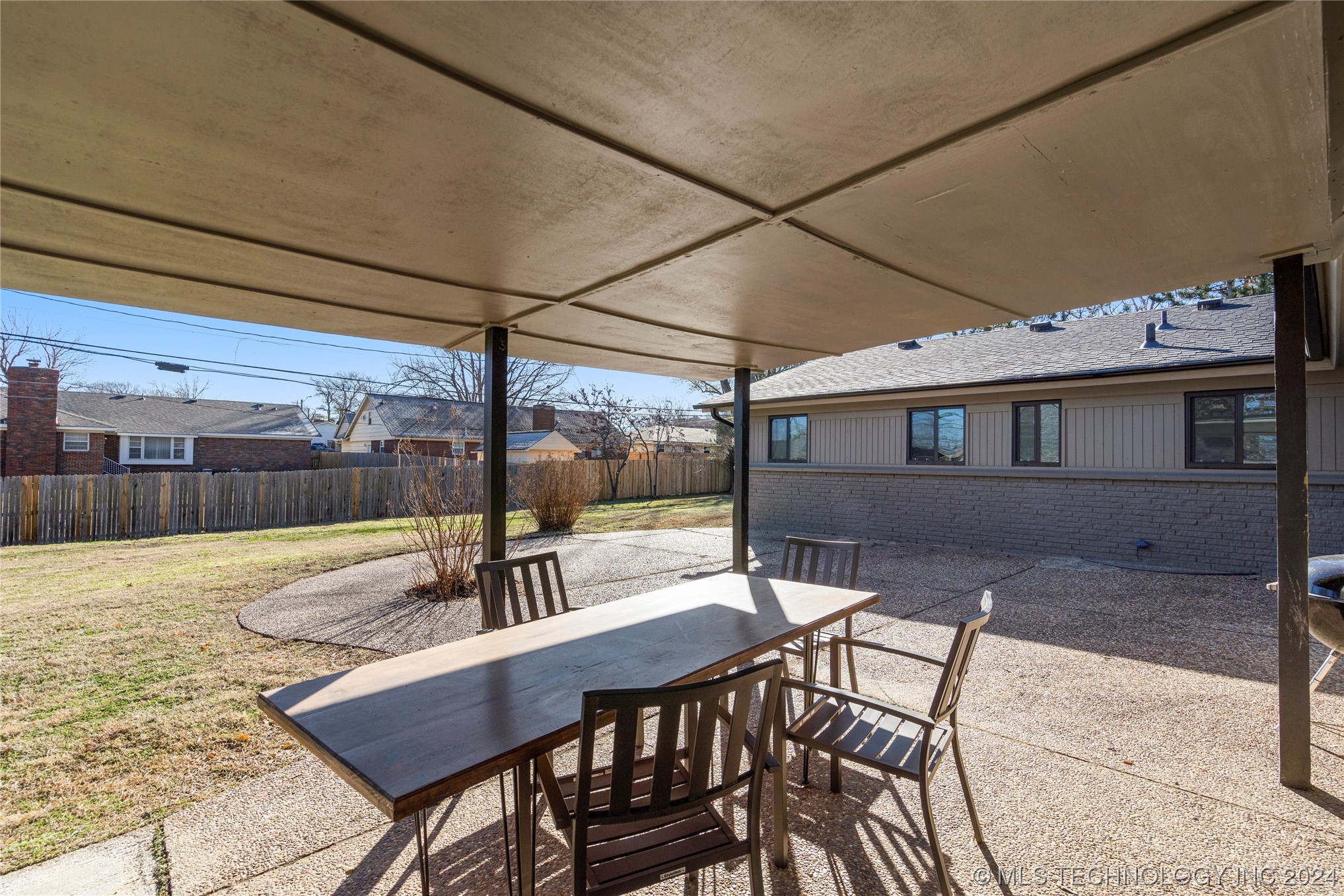 5813 S 69th East Avenue