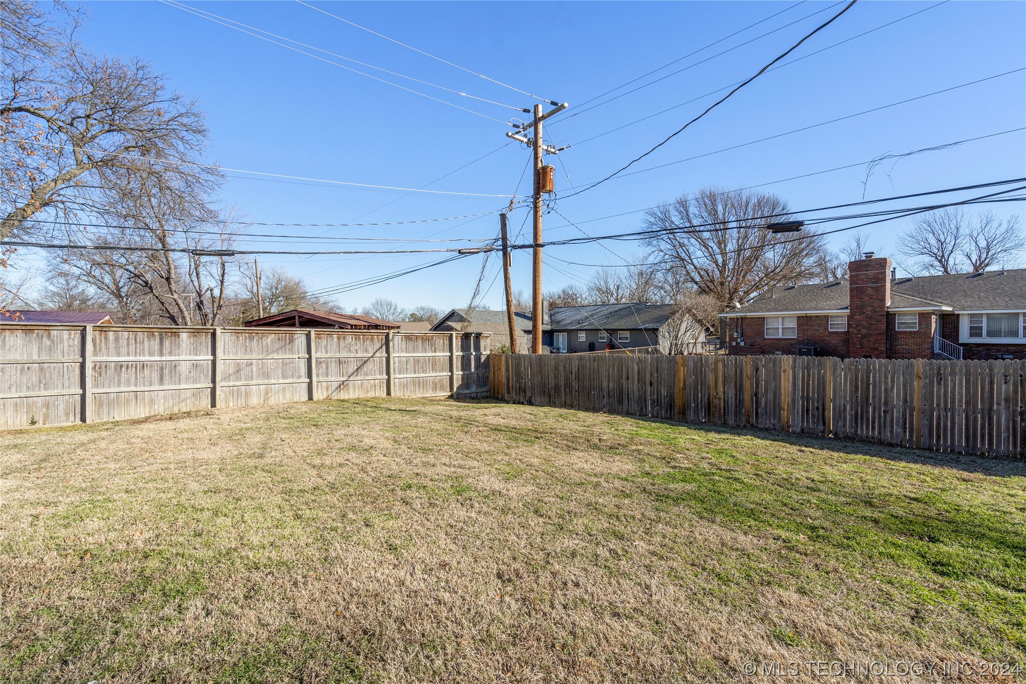 5813 S 69th East Avenue